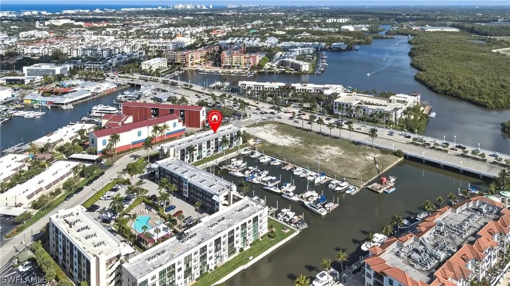 801 River Point Drive Naples FL 34102