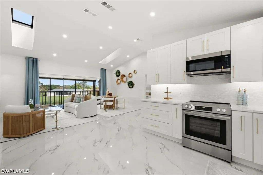 Naples FL, 198 Albi Road, Unit 604