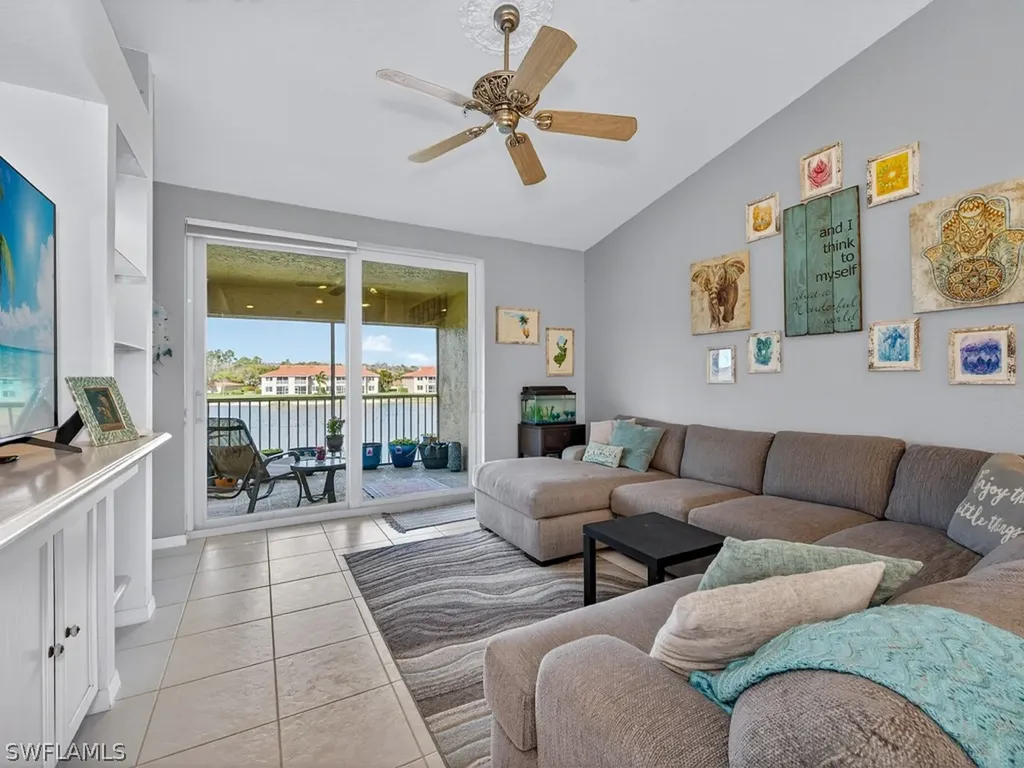 6890 Huntington Lakes Circle Naples FL 34119
