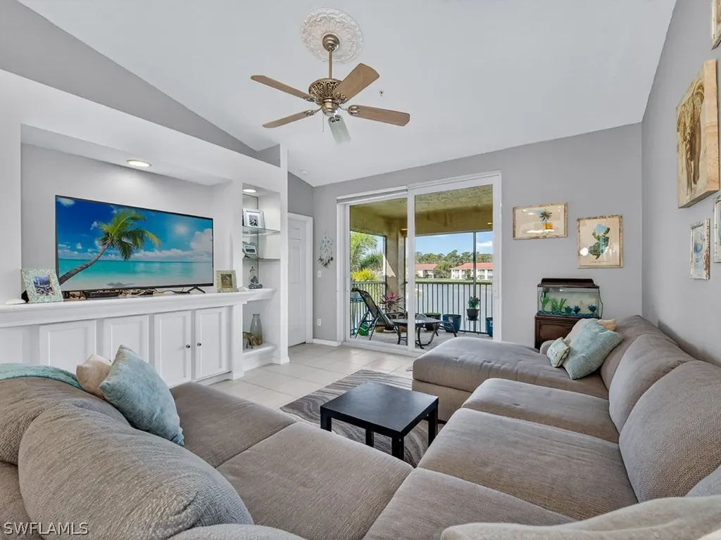 6890 Huntington Lakes Circle Naples FL 34119