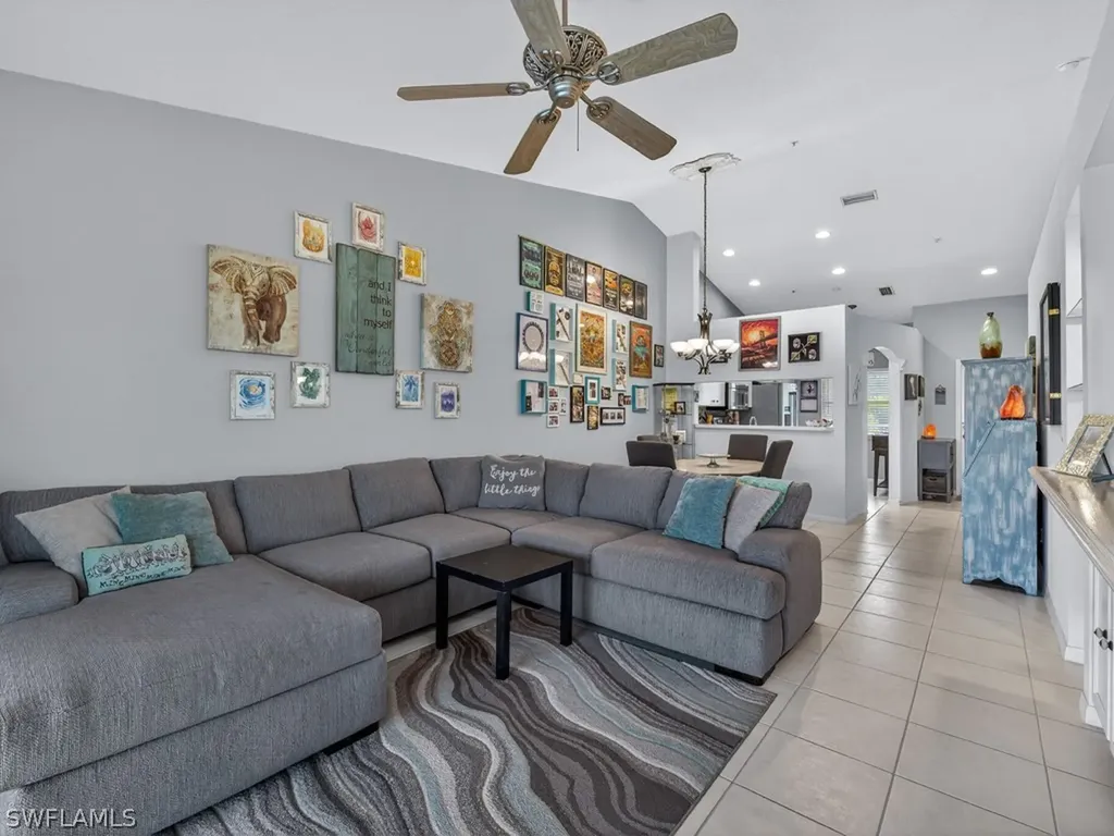 6890 Huntington Lakes Circle Naples FL 34119
