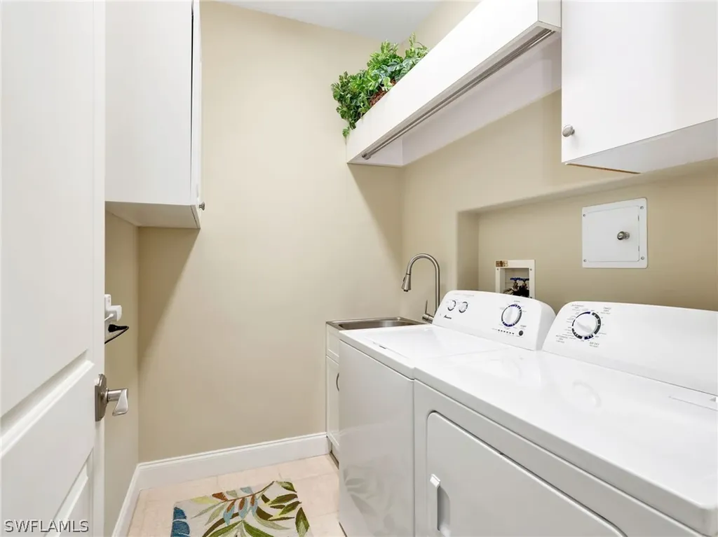 3250 Hamlet Drive Naples FL 34105