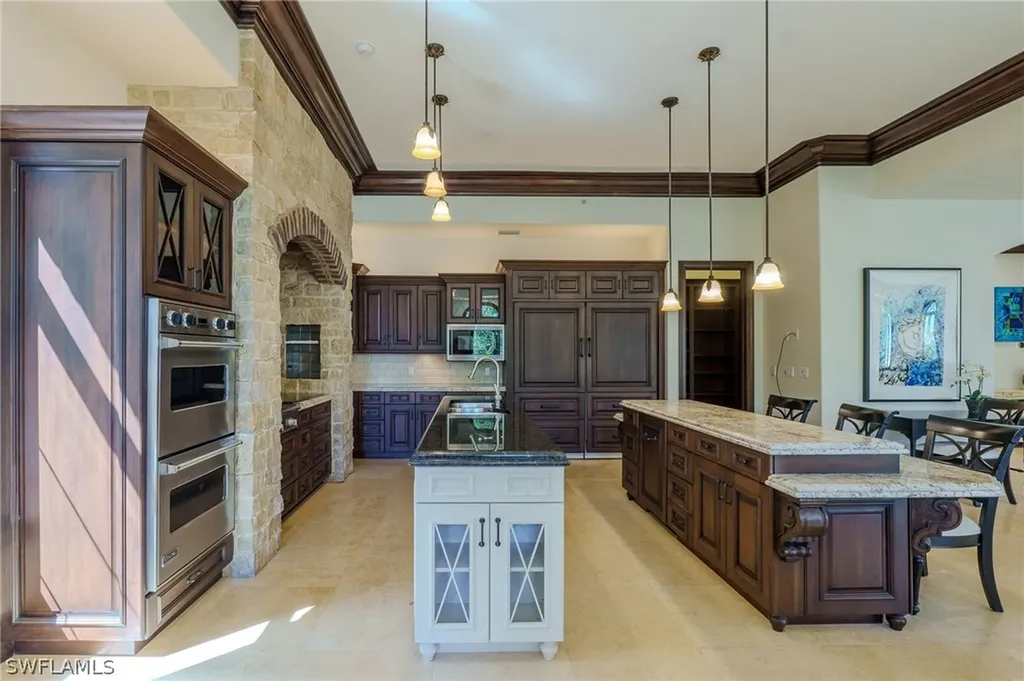 200 S Golf Drive Naples FL 34102