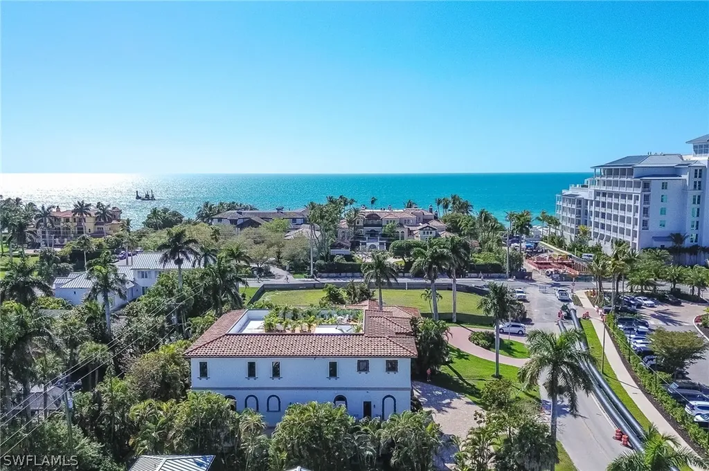 200 S Golf Drive Naples FL 34102