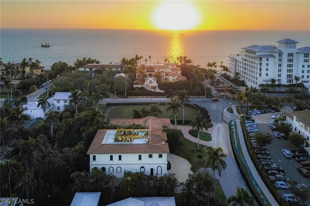 200 S Golf Drive Naples FL 34102
