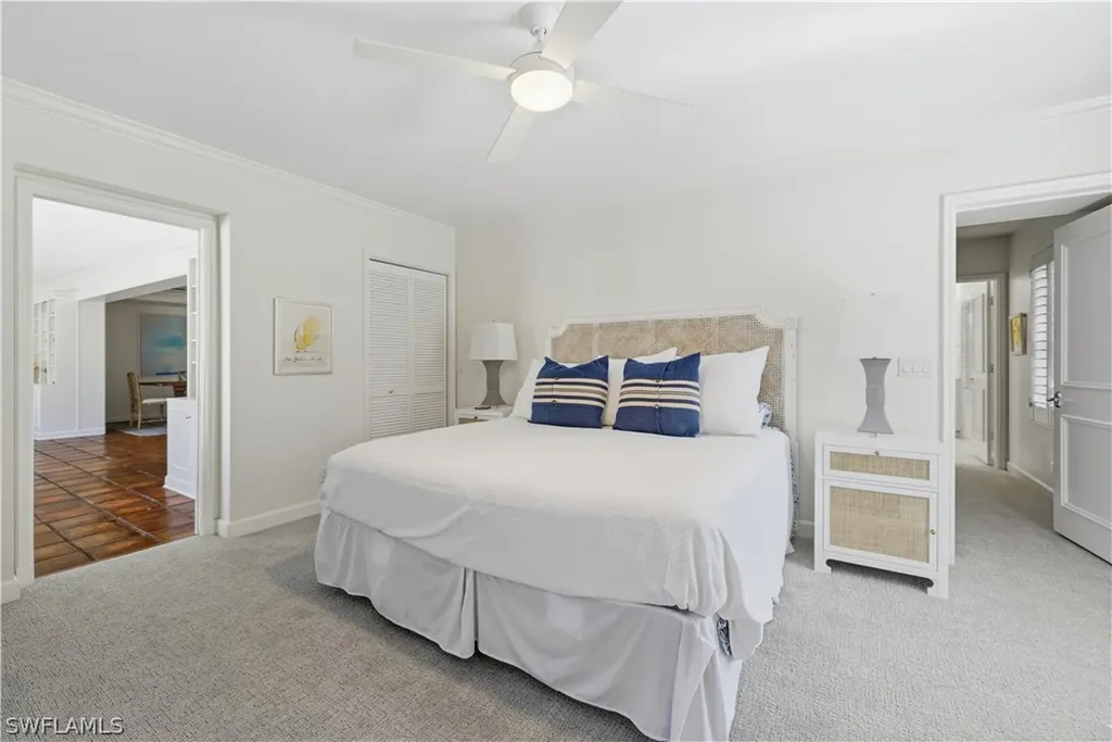 2700 Lantern Lane Naples FL 34102