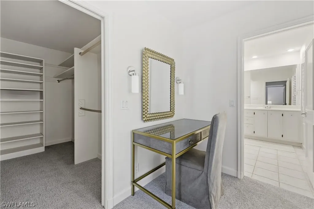 2700 Lantern Lane Naples FL 34102