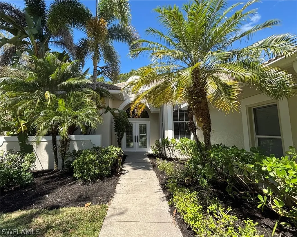 615 Soliel Drive Naples FL 34110