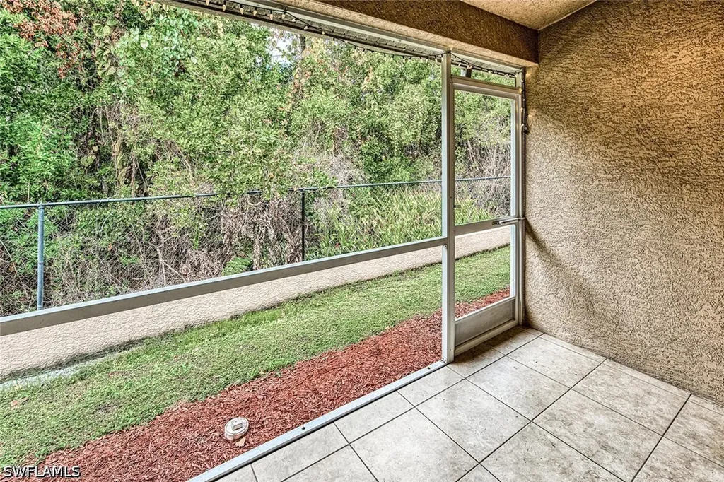 3555 Avion Woods Court Naples FL 34104