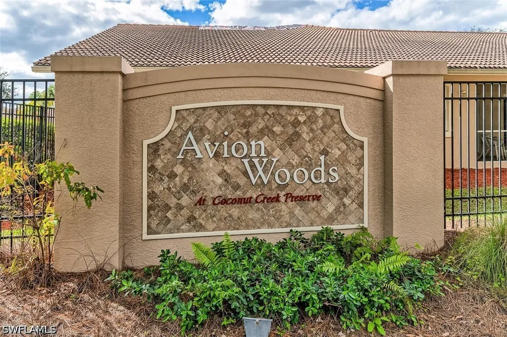 3555 Avion Woods Court Naples FL 34104