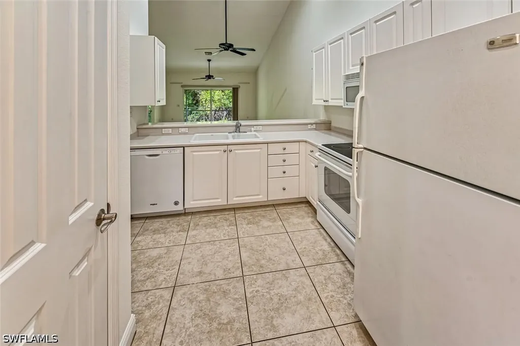 3555 Avion Woods Court Naples FL 34104