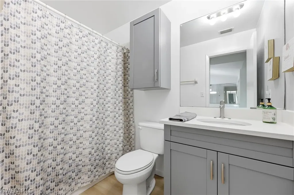 1476 Churchill Circle Naples FL 34116