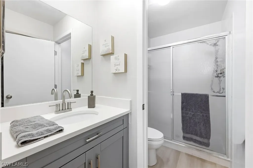 1476 Churchill Circle Naples FL 34116