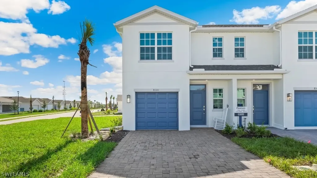8207 Everly Preserve Drive Lehigh Acres FL 33905