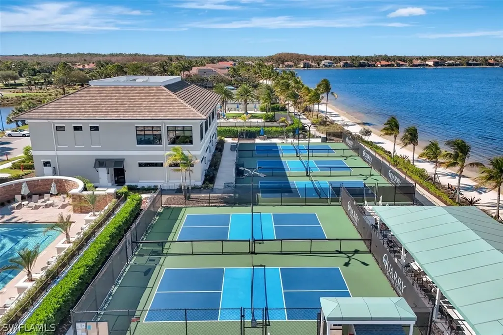 9201 Quartz Lane Naples FL 34120