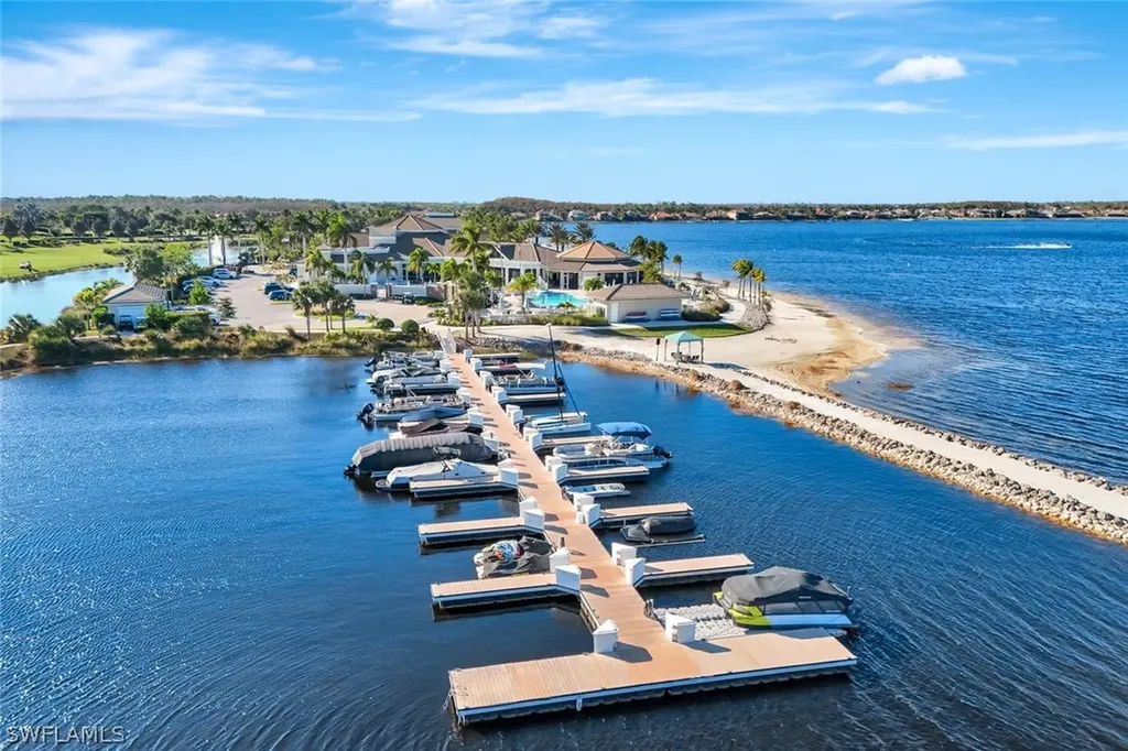 9201 Quartz Lane Naples FL 34120