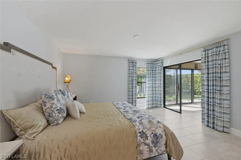 909 Reef Point Circle Naples FL 34108