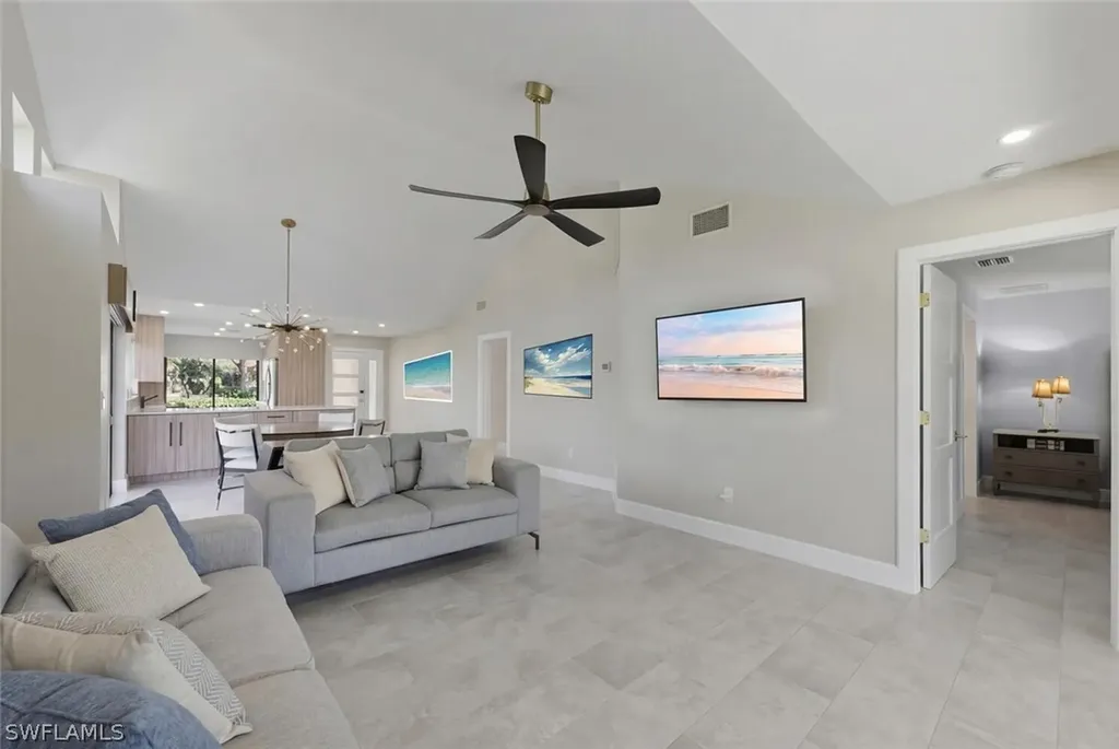 909 Reef Point Circle Naples FL 34108