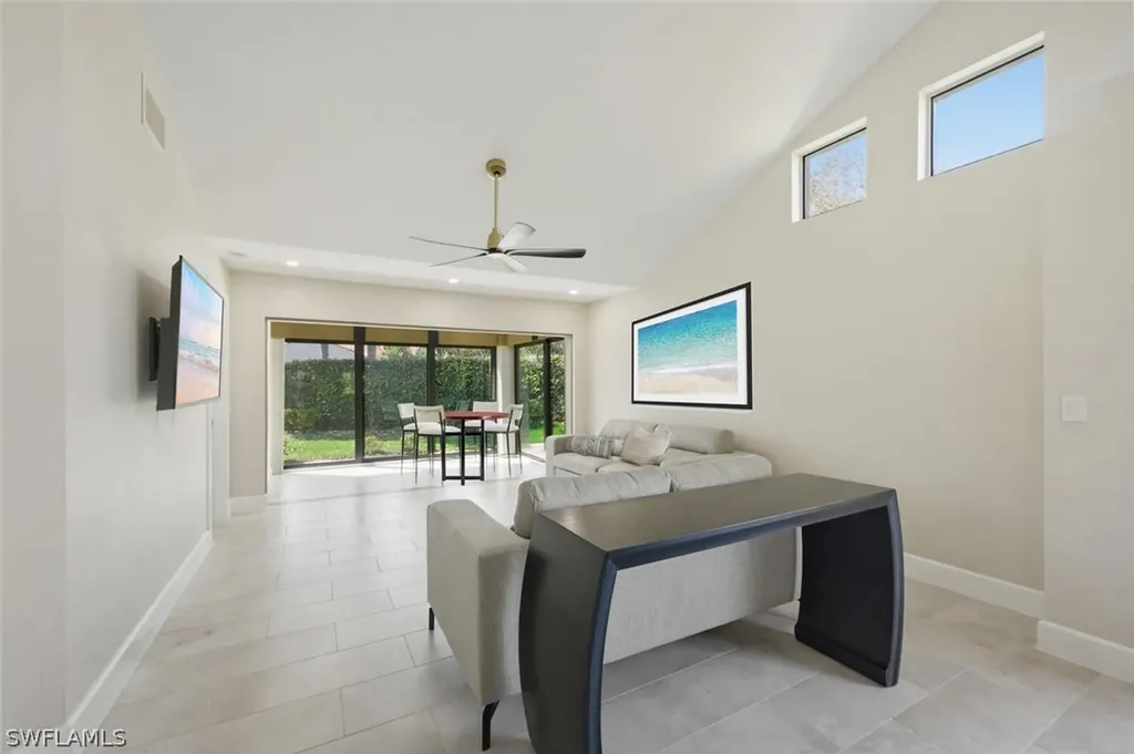 909 Reef Point Circle Naples FL 34108