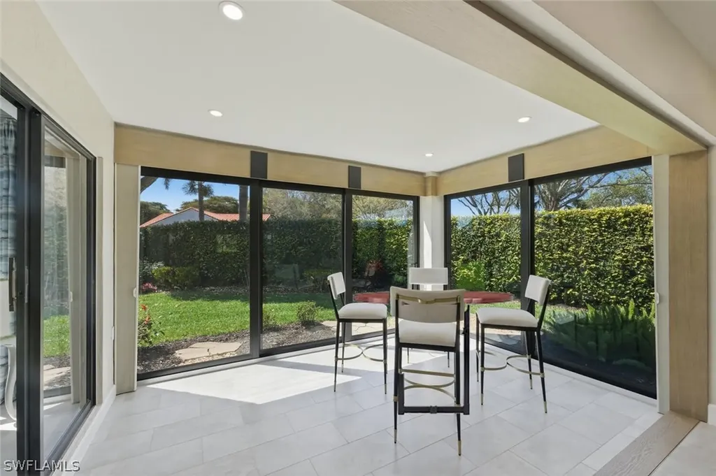 909 Reef Point Circle Naples FL 34108