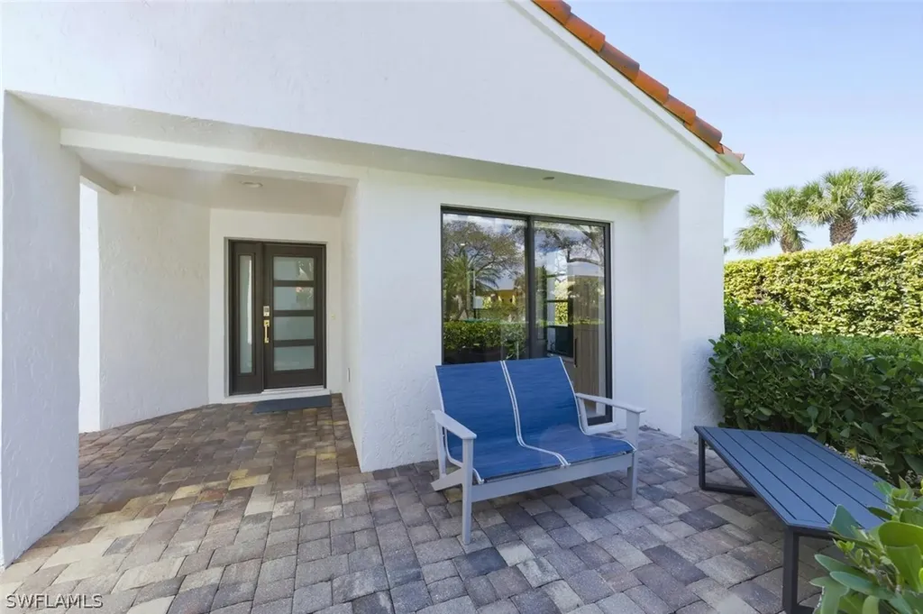 909 Reef Point Circle Naples FL 34108