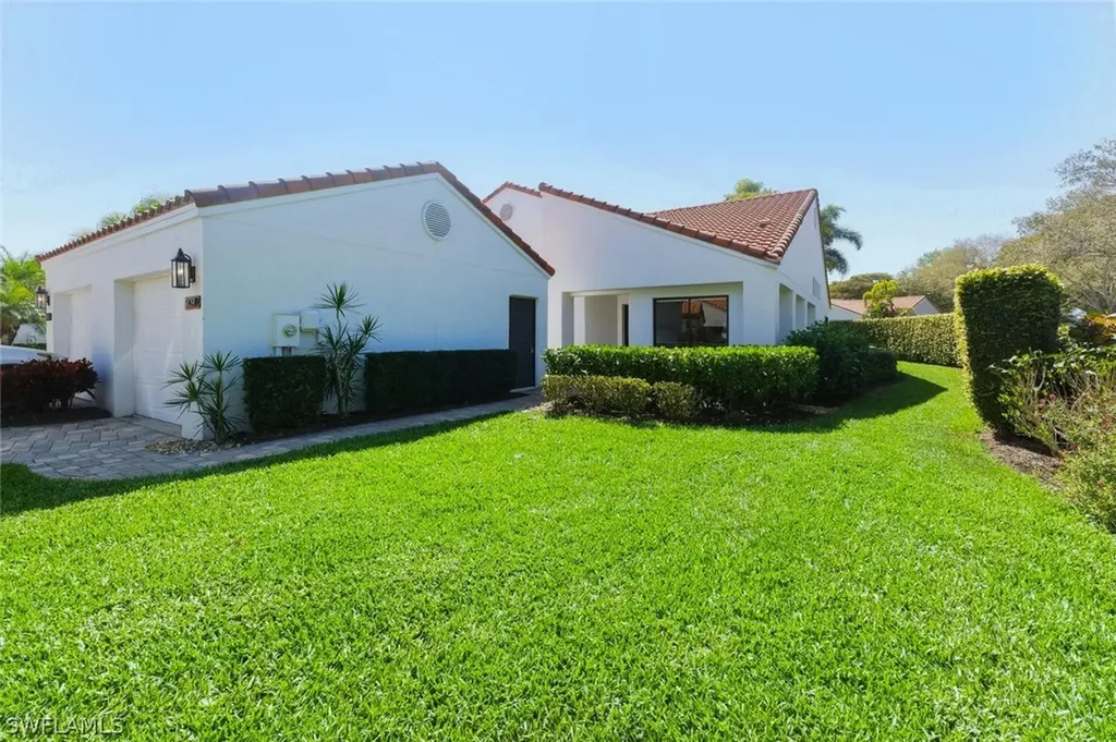 909 Reef Point Circle Naples FL 34108