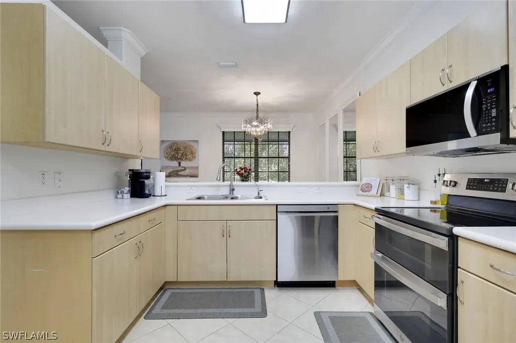14645 Sutherland Avenue Naples FL 34119