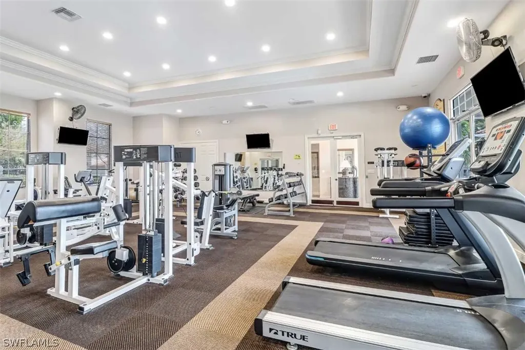 14645 Sutherland Avenue Naples FL 34119