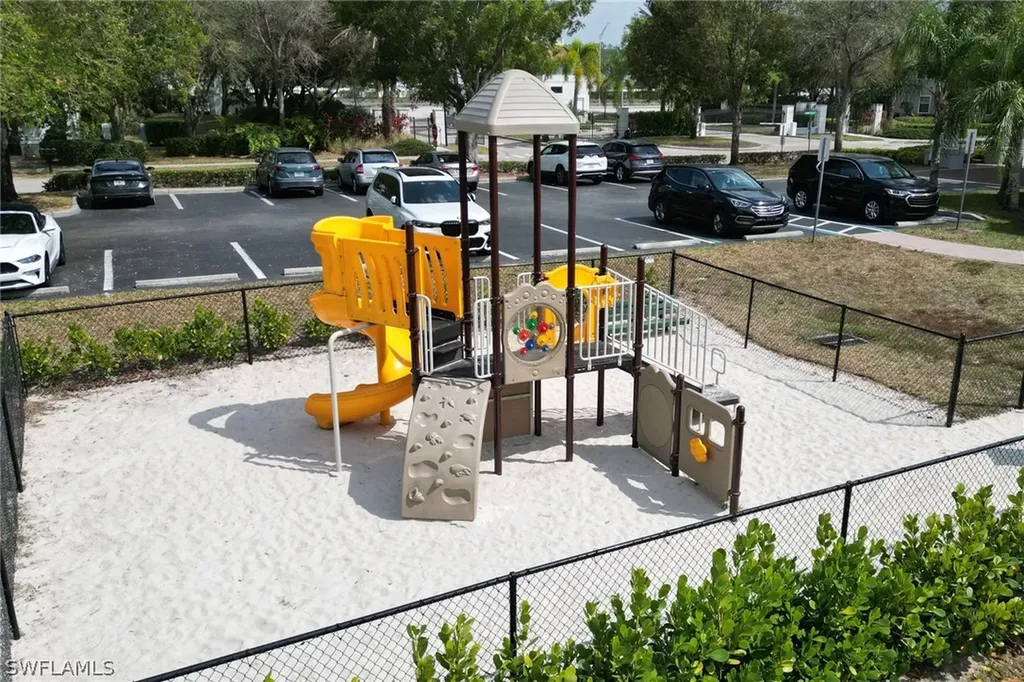 14645 Sutherland Avenue Naples FL 34119