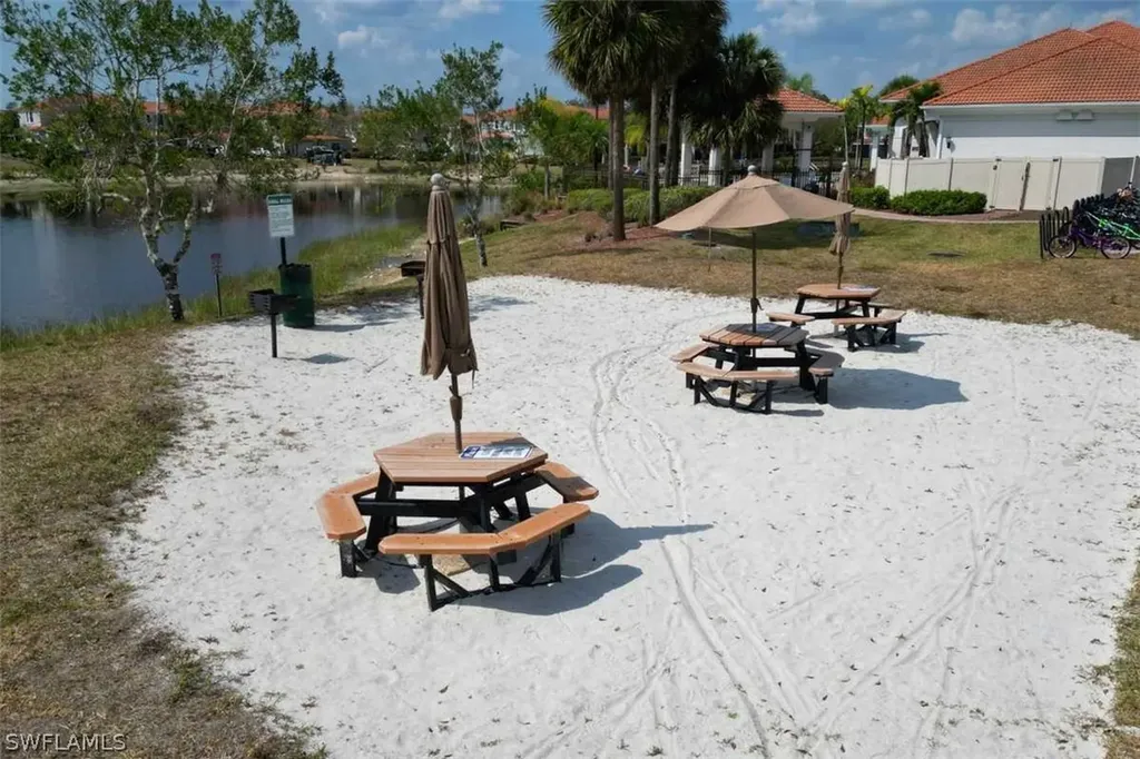 14645 Sutherland Avenue Naples FL 34119