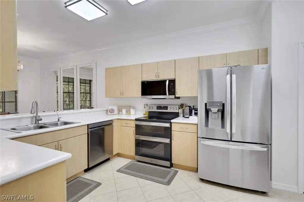 14645 Sutherland Avenue Naples FL 34119