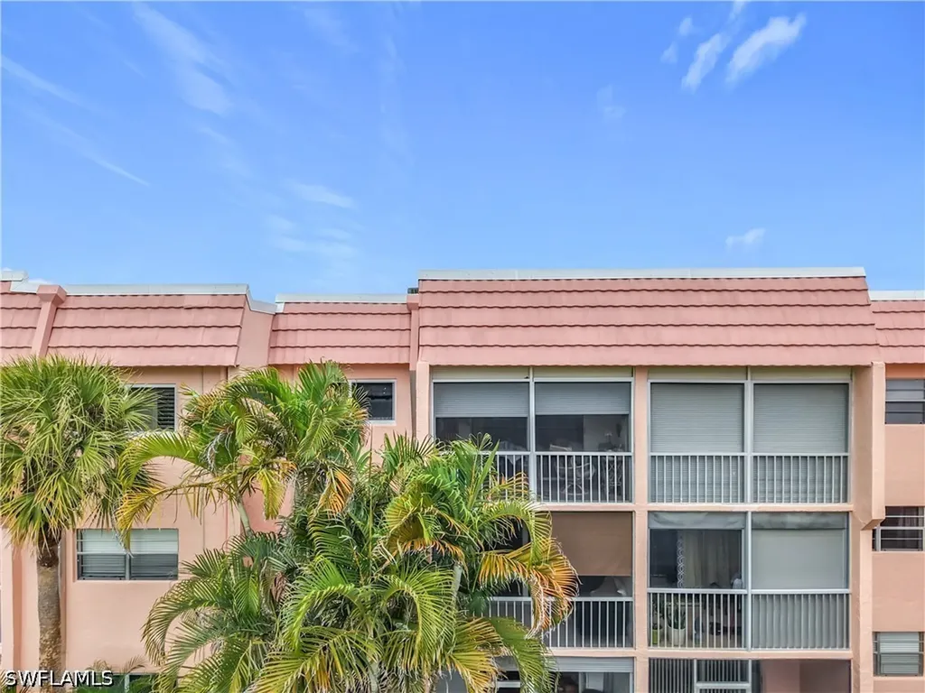 150 Turtle Lake Court Naples FL 34105