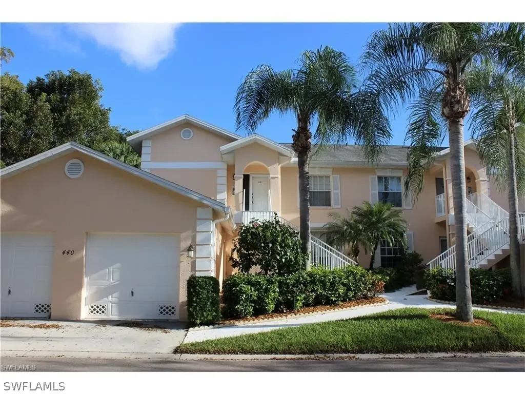 440 Wiggins Lake Court Naples FL 34110