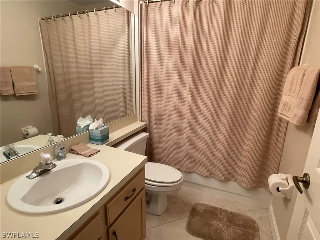 440 Wiggins Lake Court Naples FL 34110