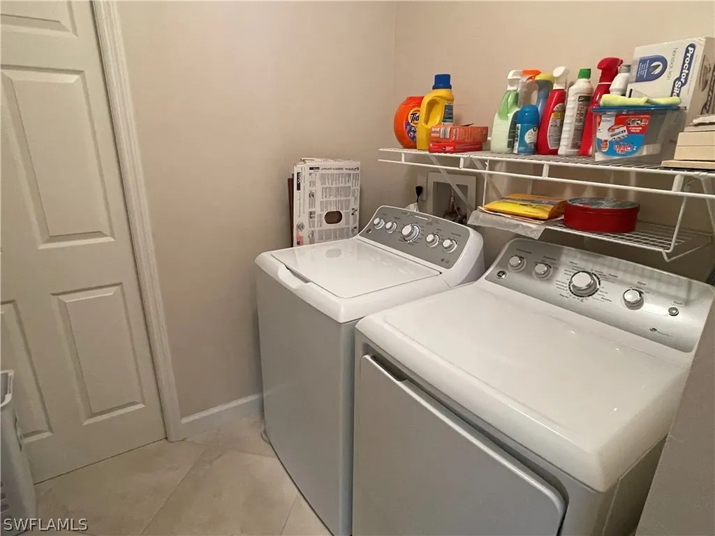 440 Wiggins Lake Court Naples FL 34110