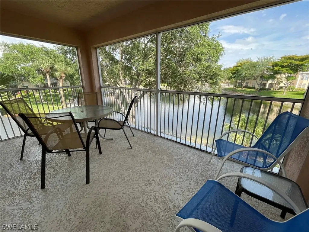 440 Wiggins Lake Court Naples FL 34110