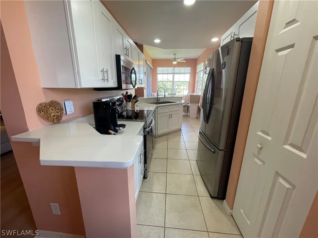2021 Crestview Way Naples FL 34119