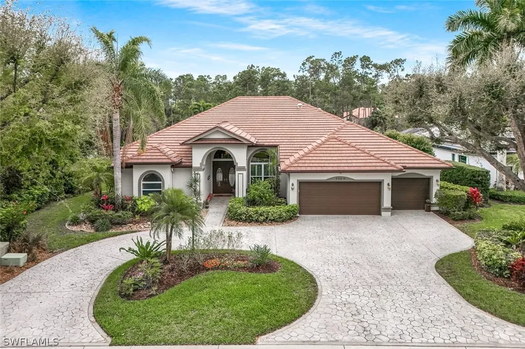 9889 Clear Lake Circle Naples FL 34109