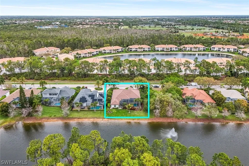 9889 Clear Lake Circle Naples FL 34109