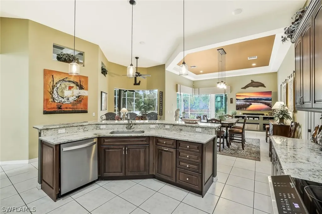 9889 Clear Lake Circle Naples FL 34109