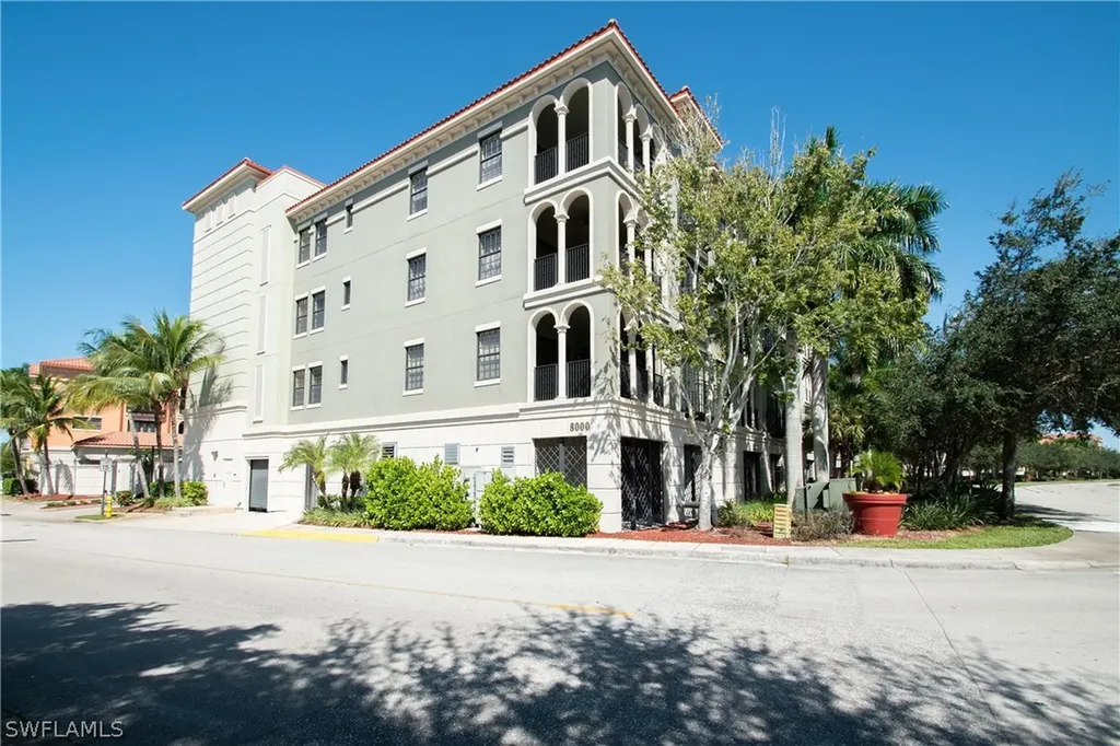 8000 Via Sardinia Way Estero FL 33928