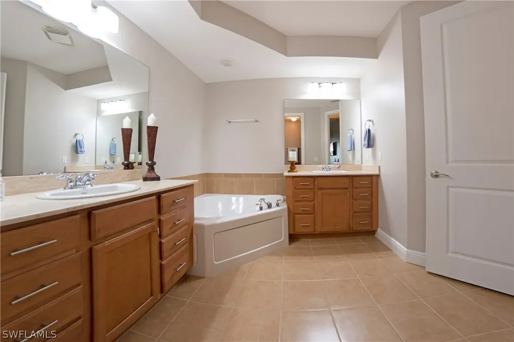 8000 Via Sardinia Way Estero FL 33928