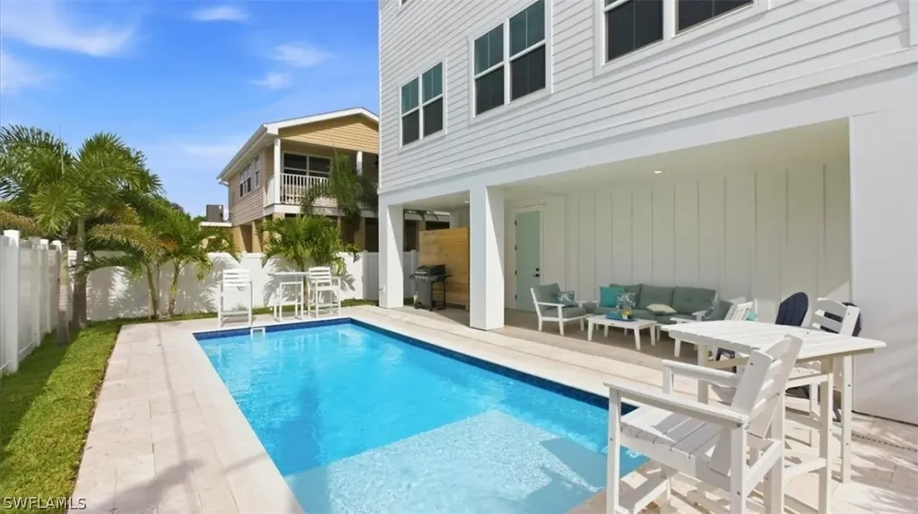 129 Pearl Street Fort Myers Beach FL 33931