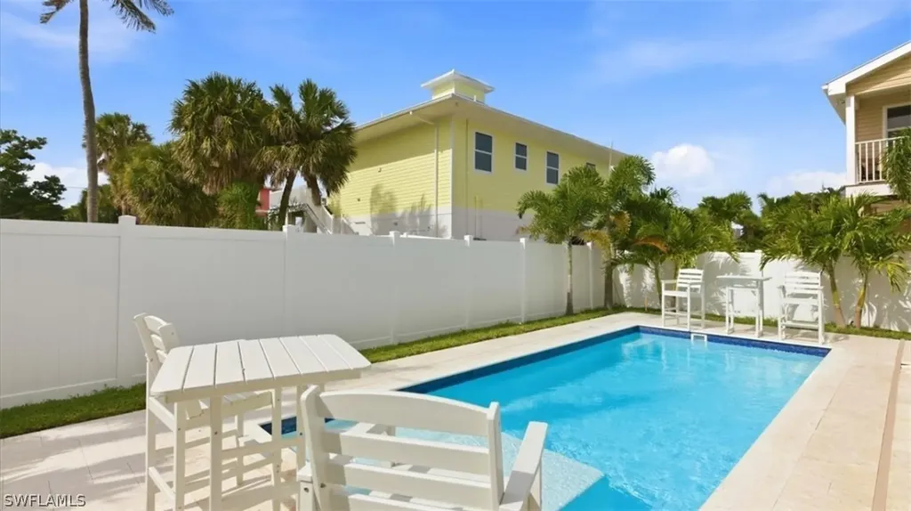 129 Pearl Street Fort Myers Beach FL 33931