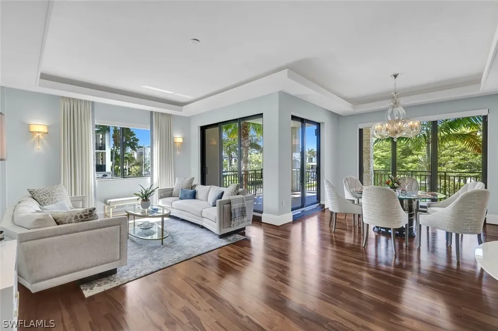 1035 3rd Avenue S Naples FL 34102