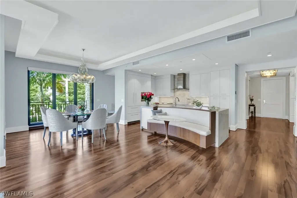 1035 3rd Avenue S Naples FL 34102
