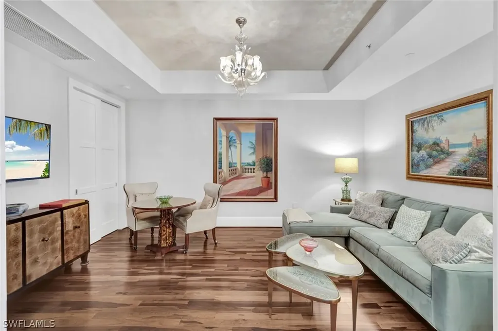 1035 3rd Avenue S Naples FL 34102