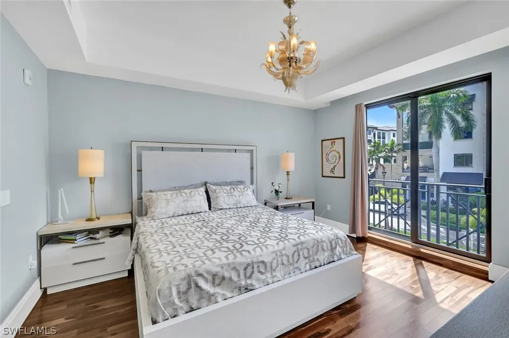 1035 3rd Avenue S Naples FL 34102