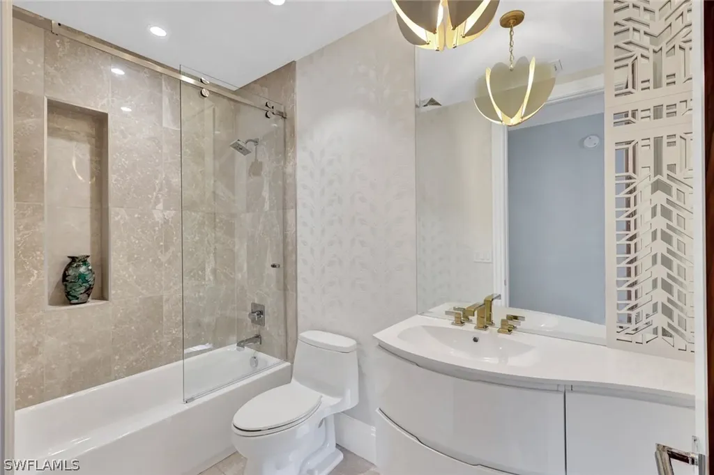 1035 3rd Avenue S Naples FL 34102