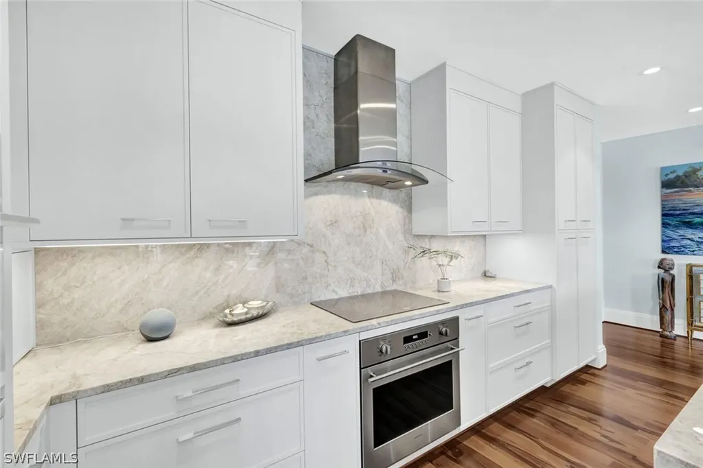 1035 3rd Avenue S Naples FL 34102